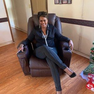 Meet your Posher, Tracy